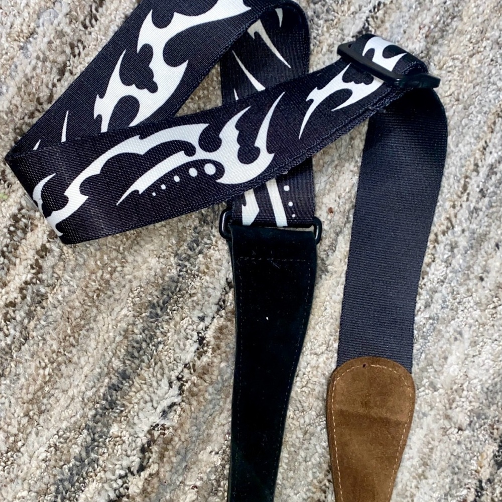 Black and White Patterned Guitar Strap with Brown Leather Ends (C2)